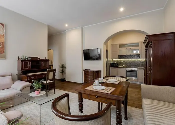 Spacious And Quiet In The Centre *